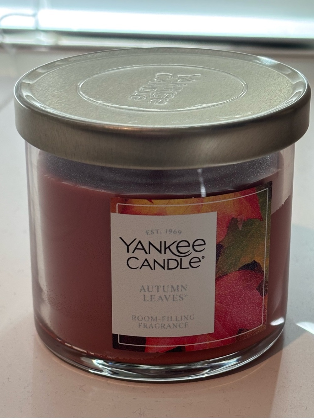 Yankee Candle Autumn Leaves Jar Candle - Red with Silver Lid